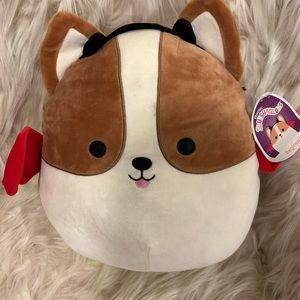 SELLING ALL MY SQUISHMALLOWS